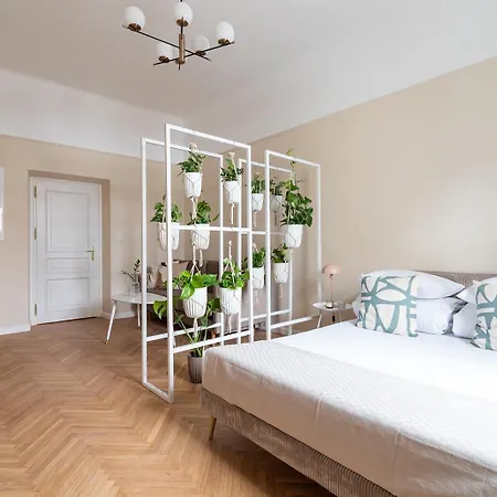 Apartment With Balcony - Rejtana 10 Krakow Exterior photo